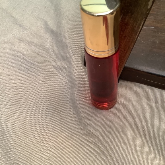 Women’s and Men’s Perfume oil - Picture 2 of 4